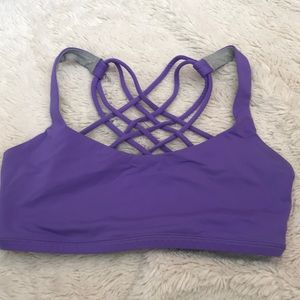 Lululemon sports bra